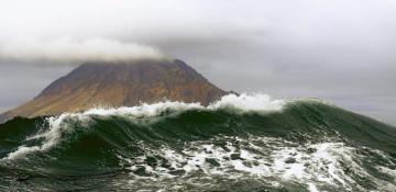 Magnitude 6.1 quake strikes east of Kuril Islands