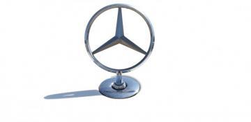 Mercedes-Benz sells Nissan stake for $325 million