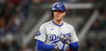 Freddie Freeman misses Dodgers game with neck nerve issue