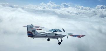 Young Azerbaijani military pilots perform training flights -  VIDEO 