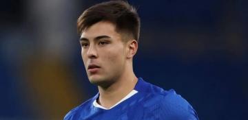 Borussia Dortmund sign Chelsea defender on loan 