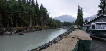 Alaska glacial melt triggers Juneau evacuations amid flood fears