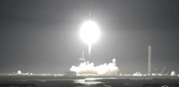 SpaceX sends US mini shuttle on classified mission