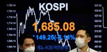 Asia stocks mixed ahead of US tariff deadline; S.Korea drops on govt tax hike plan 