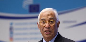 EU calls emergency summit after crucial Trump talks