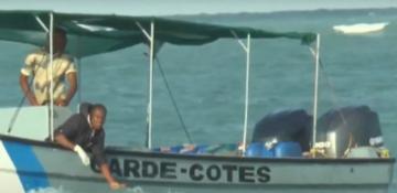 68 dead, 74 missing after migrant boat capsizes off Yemen -  VIDEO 