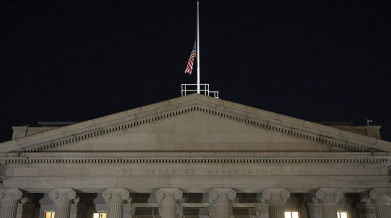 US expands sanctions on Iran, targeting financial and tech networks