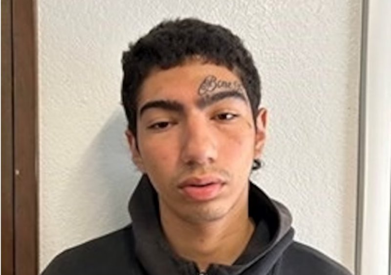 Prisoner escapes custody at Seattle-Tacoma Airport