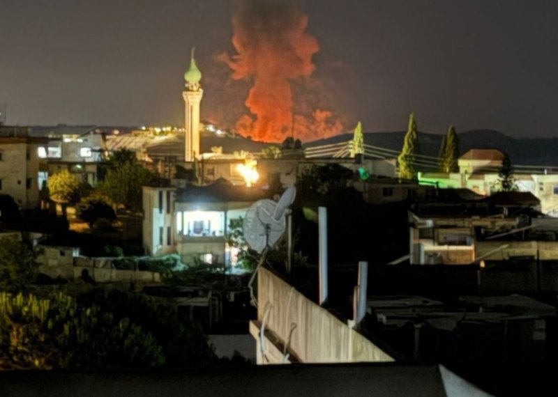 IDF strikes Hezbollah targets as UNIFIL, Lebanese army discover tunnel in South Lebanon -  VIDEO 