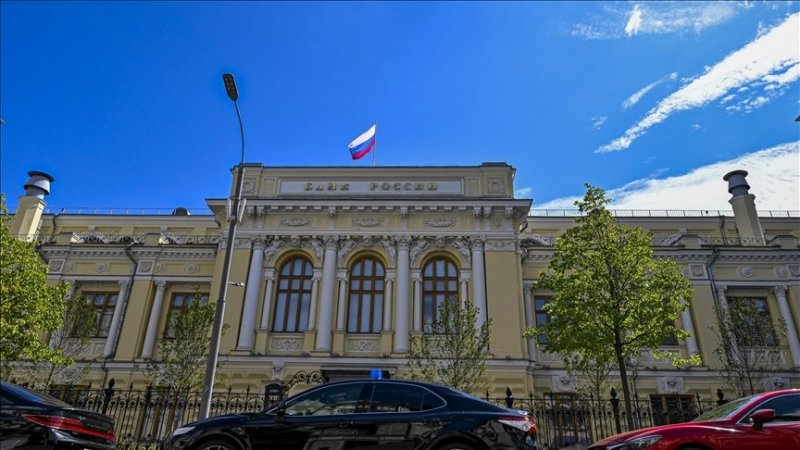 Russia's foreign trade surplus falls by 18.4 pct in H1 