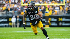 Steelers extend Jaylen Warren for two more years