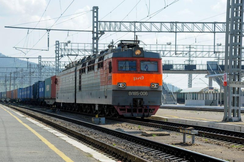 Reported drone attack on Russian railway causes major train disruptions