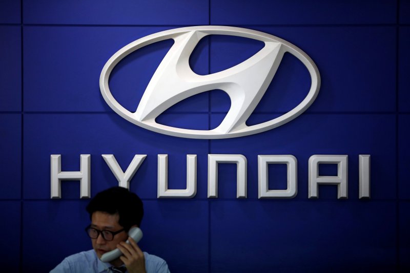 US immigration raid halts Hyundai battery plant construction, 475 arrested