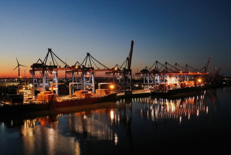 German exports drop in July as U.S. tariffs bite, investor confidence sinks