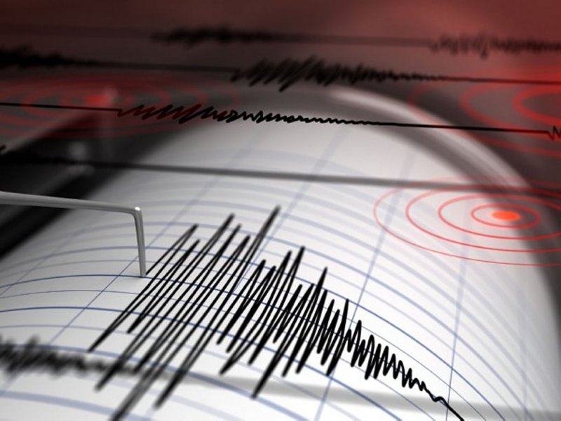Magnitude 5.2 earthquake shakes Evia and Attica -  VIDEO 