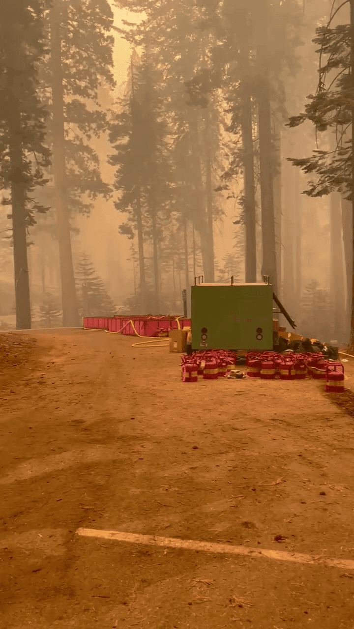 News about - Evacuation warnings expanded as Garnet Fire grows to 49,000 acres in Fresno County