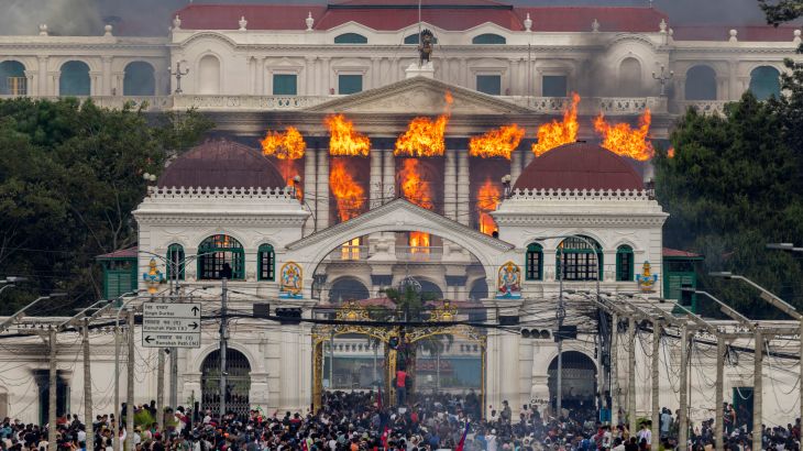 Protesters set fire to Nepal’s largest media house and Parliament -  VIDEO 