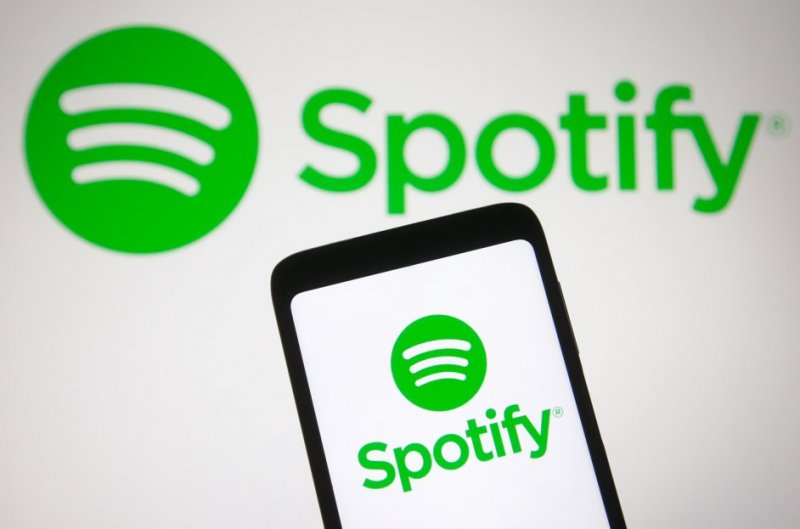 Spotify launches lossless streaming after years of delays