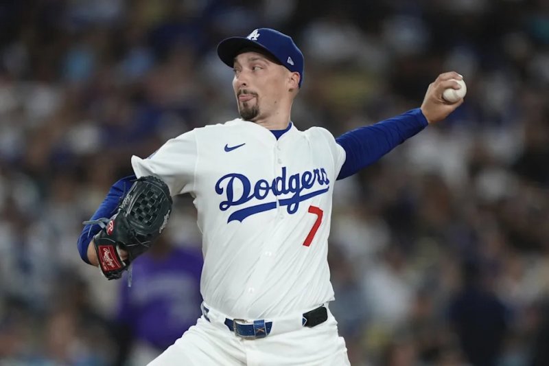Blake Snell strikes out 11 as Dodgers blank Rockies 9-0