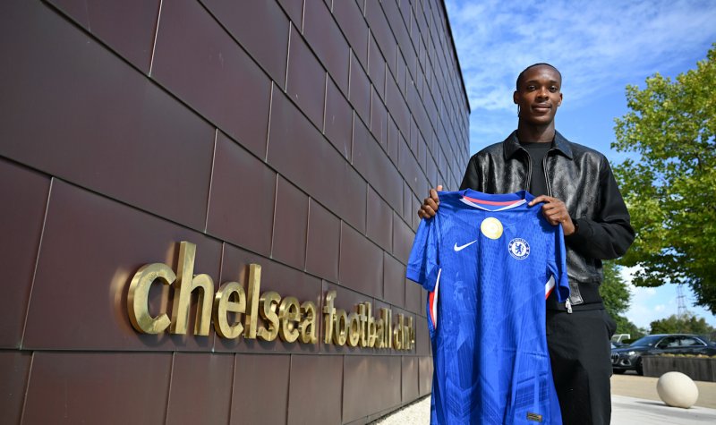Chelsea agree deal to sign Emanuel Emegha from Strasbourg