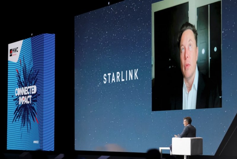 Starlink restores service after brief outage affecting thousands