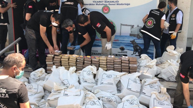 Türkiye seizes more than 1.1 tonnes of drugs, 2.7 mln pills in nationwide operations 
