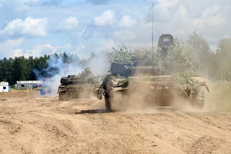 2025/09/1758090930.jpg + Photos : Zapad 2025 military drills with cruise missile launched News about - Photos : Zapad 2025 military drills with cruise missile launched