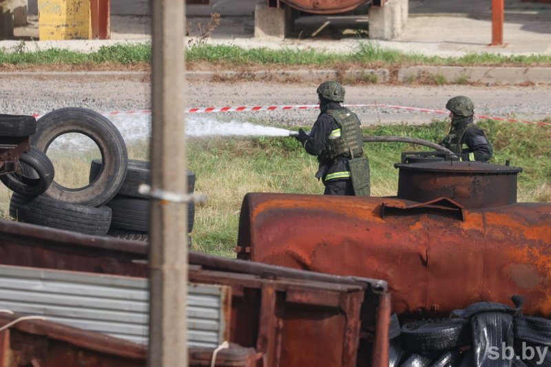 2025/09/1758090930.jpg + Photos : Zapad 2025 military drills with cruise missile launched News about - Photos : Zapad 2025 military drills with cruise missile launched