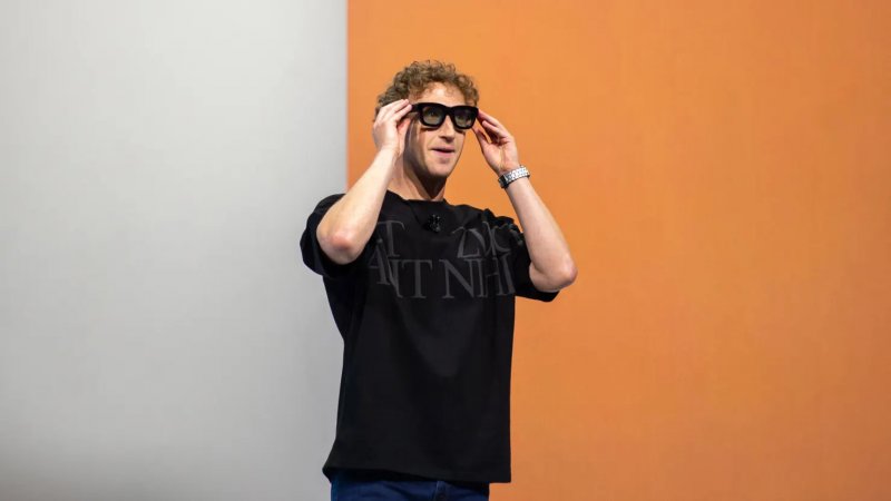 Mark Zuckerberg unveils $799 meta Ray-Ban display glasses