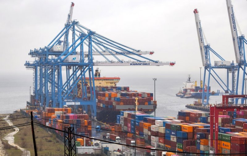 Türkiye lifts some tariffs on U.S. imports ahead of Erdogan-Trump meeting