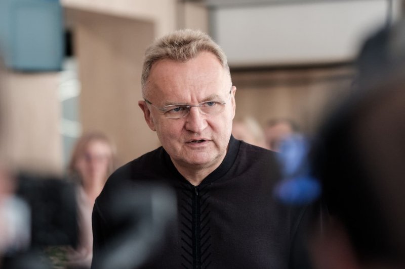 Lviv Mayor says bug found in office after meetings with top officials 