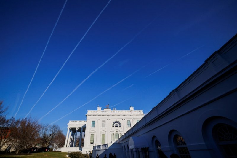 White House orders federal agencies to draft mass firing plans ahead of possible shutdown