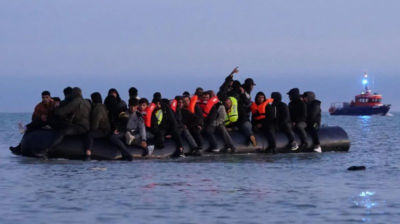 Starmer says Labour had 'shied away' from concerns over illegal immigration 