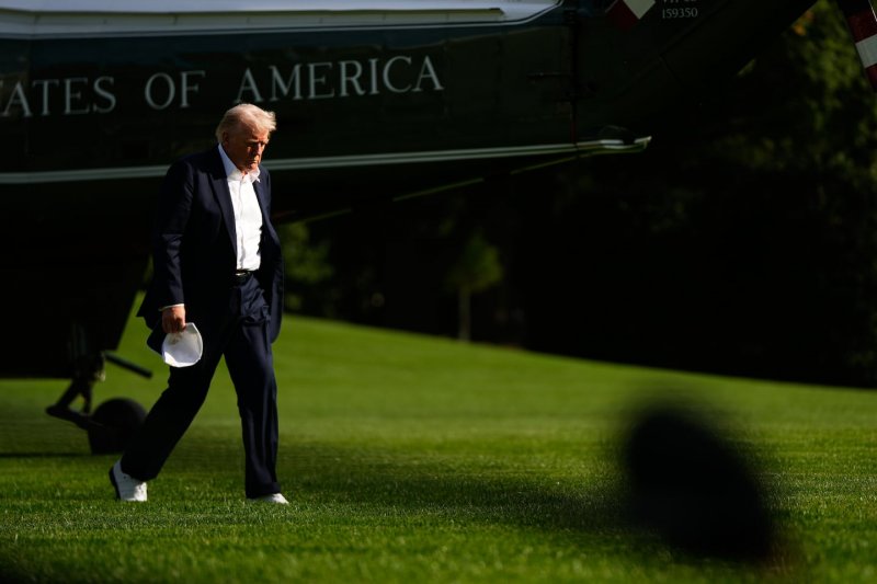 Trump announces plans to send troops to Portland