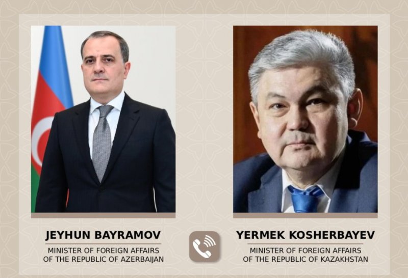 Azerbaijani and Kazakh FMs hold phone talk