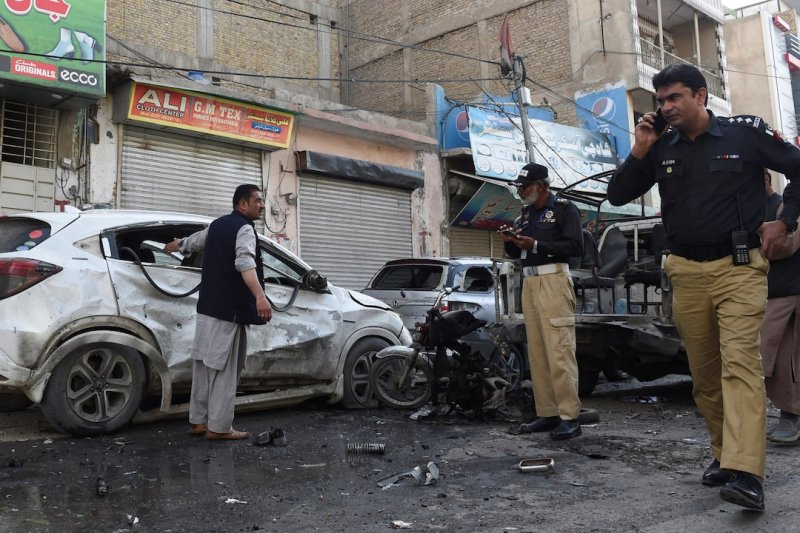 Blust kills 9 security personnel, injures 8 in Pakistan 