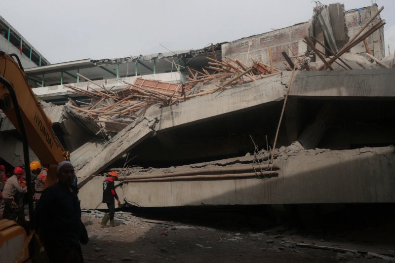  Photos  from collapse of school building in Indonesia