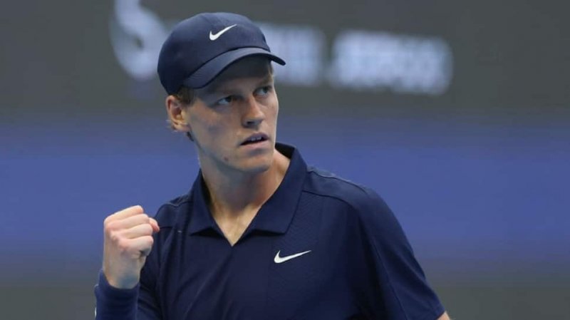 Sinner stuns De Minaur to reach China Open final