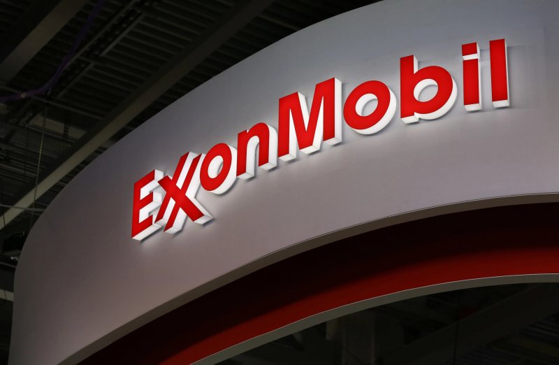 Exxon Mobil to cut 2,000 jobs amid global restructuring