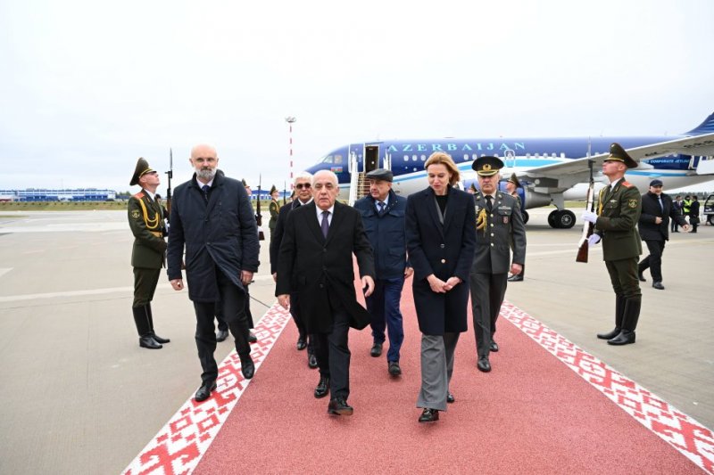 Azerbaijan’s prime minister visits Belarus 