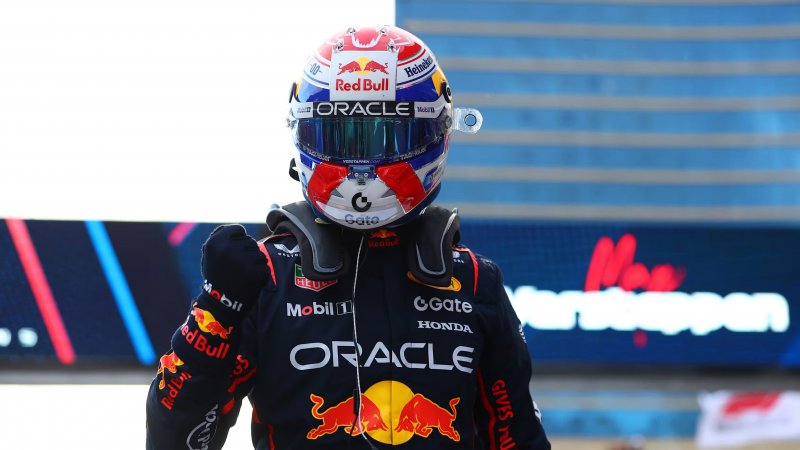 Verstappen snatches pole from Sainz as Piastri crashes in dramatic Baku qualifying