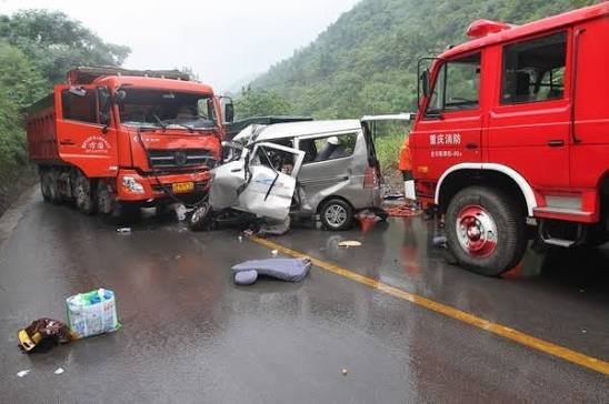 5 killed, 1 injured in truck, van collision in east China 