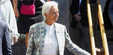 ECB’s Lagarde says fall of any Euro Zone government would be “worrying”