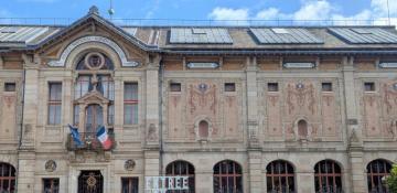 Thieves steal €9.5M worth of porcelain in heist at French museum