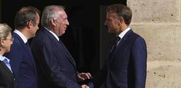 French PM Bayrou arrives at Elysee to submit resignation to Macron