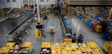 US producer prices unexpectedly drop in August