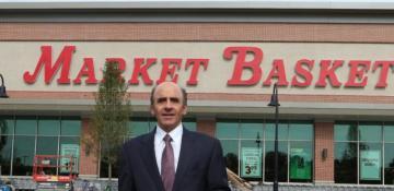 Market Basket board sacks CEO Arthur T. Demoulas