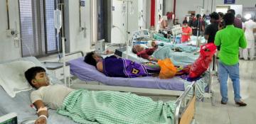 Toxic gas leak kills one in India, dozens hospitalized 