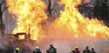 Massive gas tanker explosion in Mexico city kills 3, injures 70 -  VIDEO 