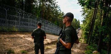 Lithuania ready to close border with Belarus immediately if provoked, Minister says